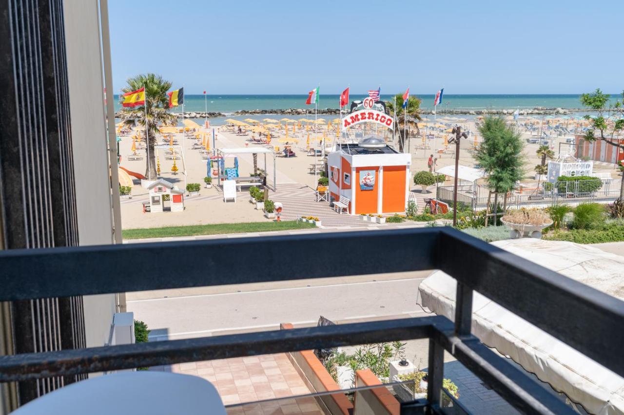 Hotel Milanese Rimini Dış mekan fotoğraf