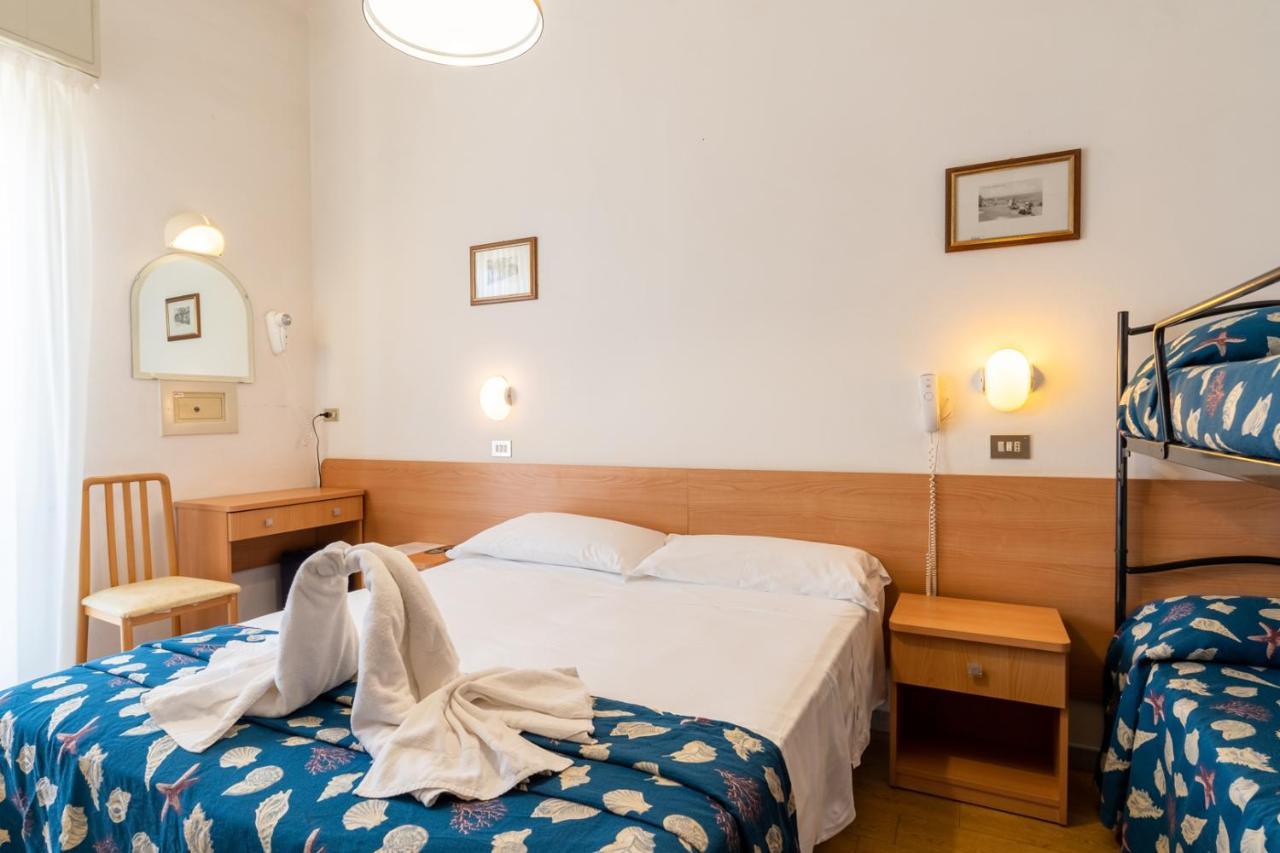 Hotel Milanese Rimini Dış mekan fotoğraf