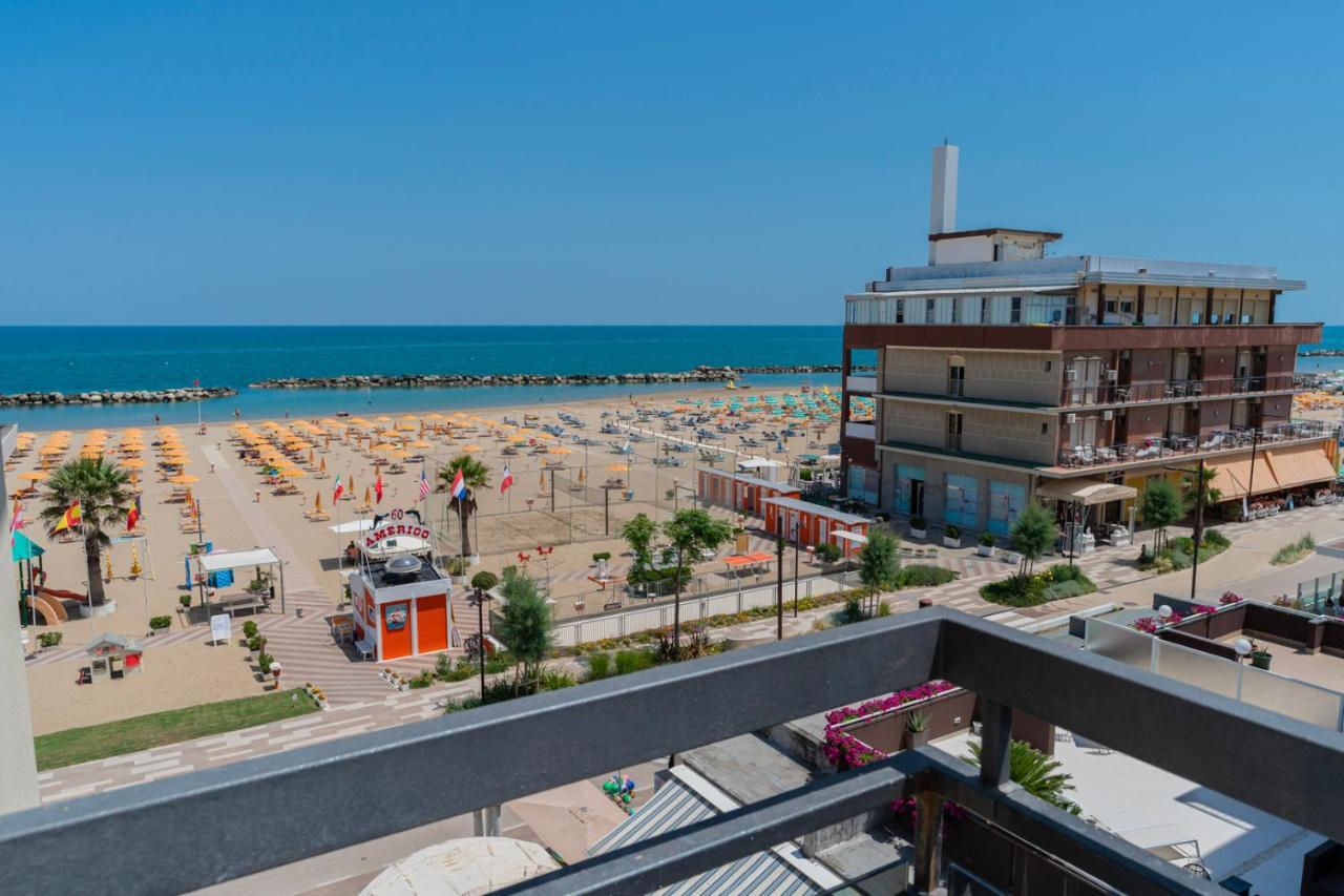 Hotel Milanese Rimini Dış mekan fotoğraf