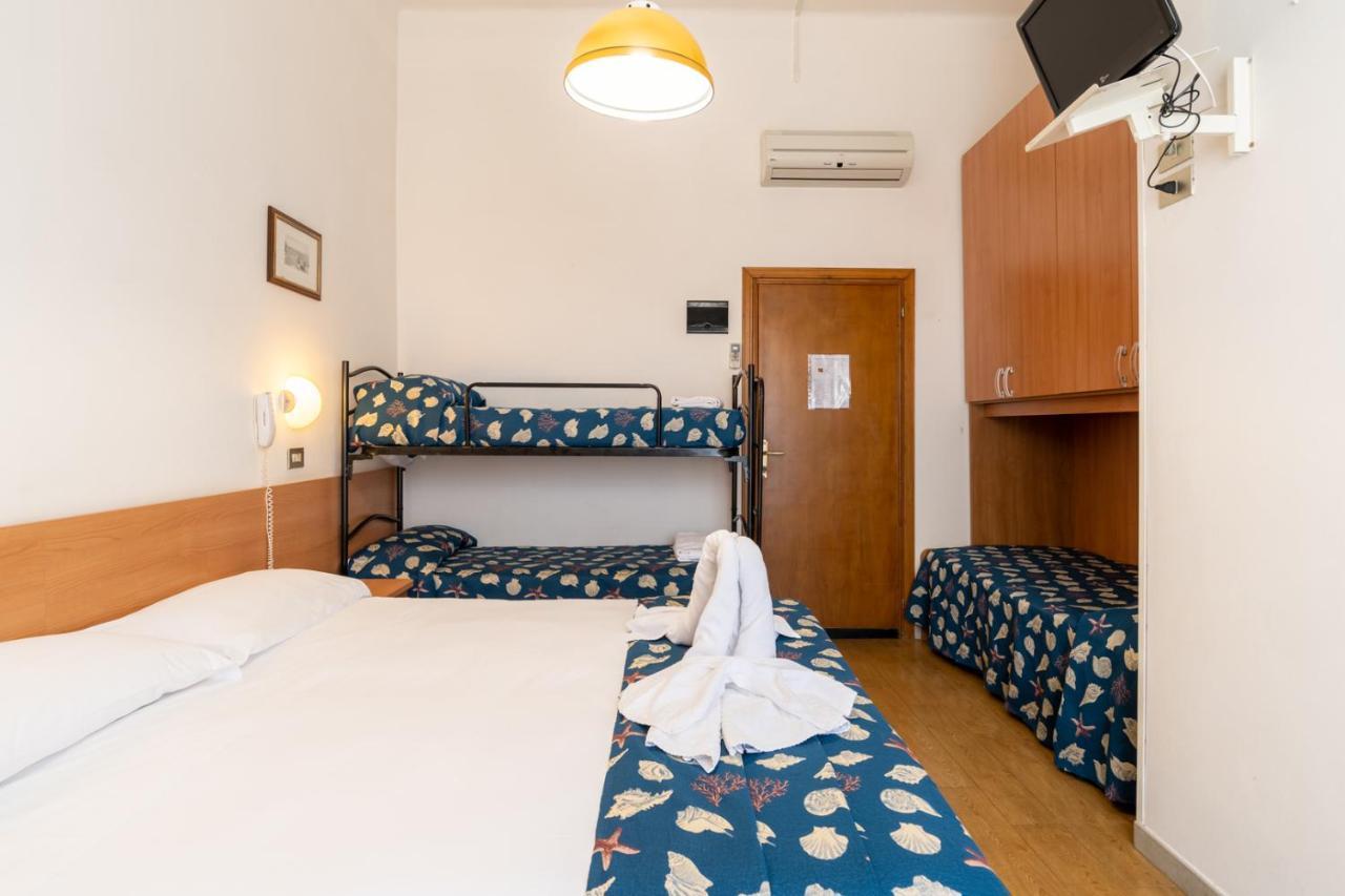 Hotel Milanese Rimini Dış mekan fotoğraf