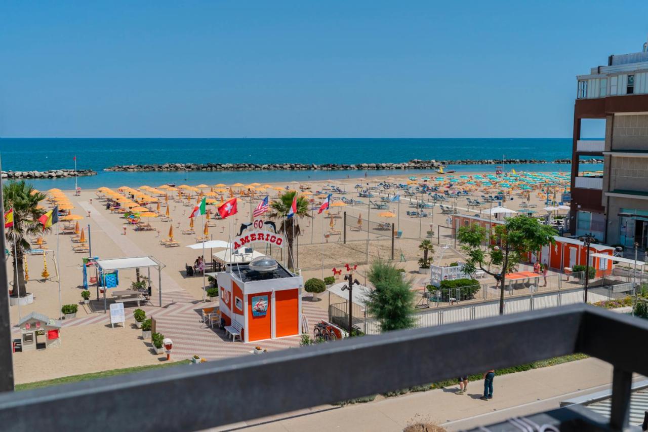 Hotel Milanese Rimini Dış mekan fotoğraf